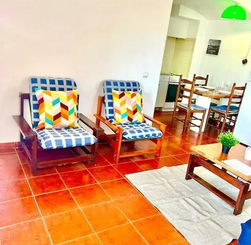 T1, Da Oura Apartamento